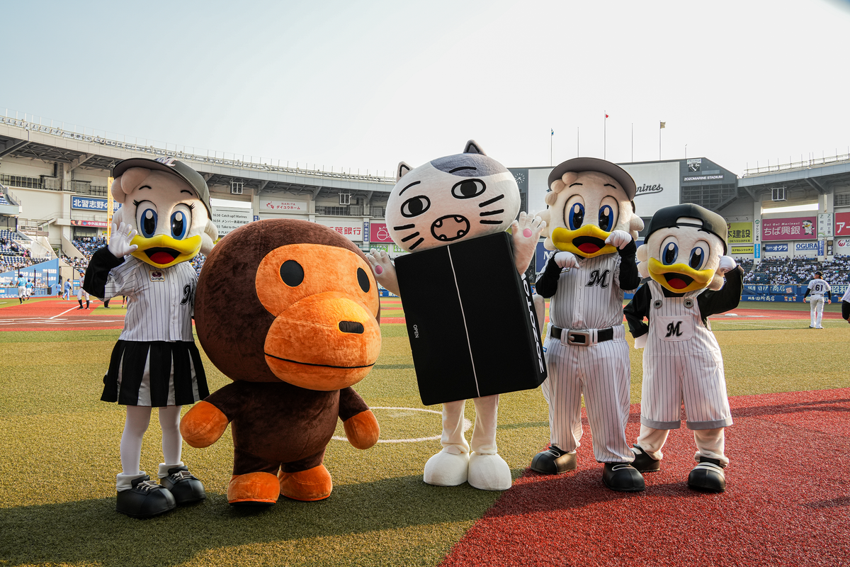 BAPE®︎がZOZOTOWN20周年を記念し、千葉ロッテマリーンズとの特別 BAPE®︎がZOZOTOWN20周年を記念し、千葉ロッテマリーンズとの特別