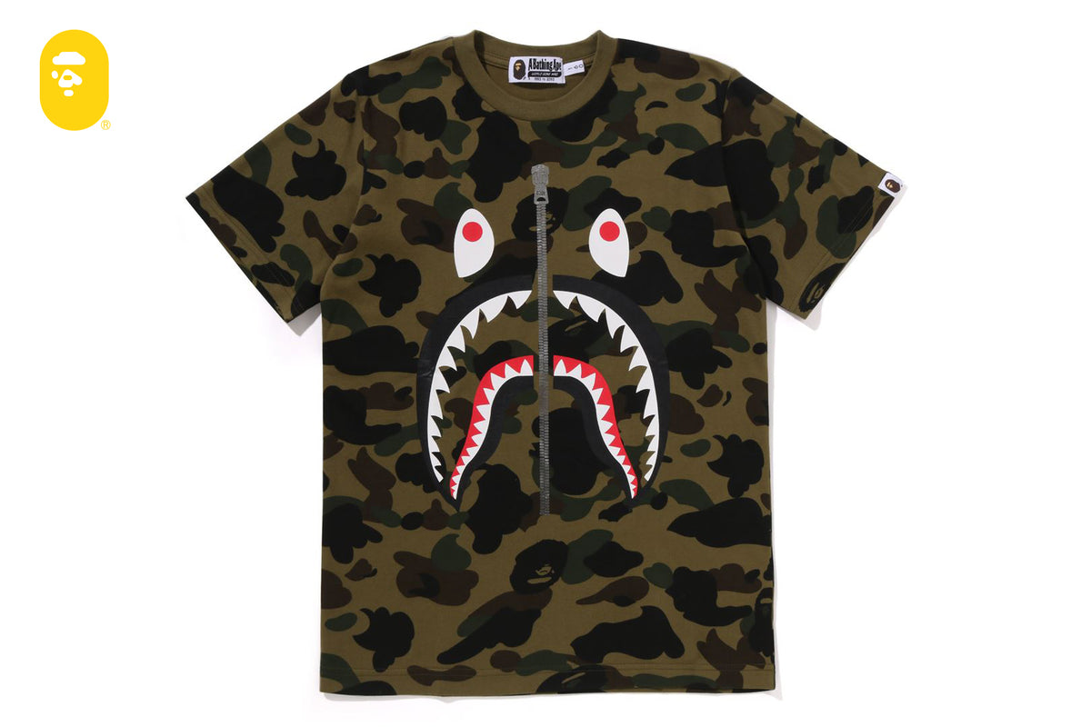 1ST CAMO SHARK SQUARE CUSHION M ブラック A BATHING APE Goods 1ST CAMO SHARK SQUARE CUSHION