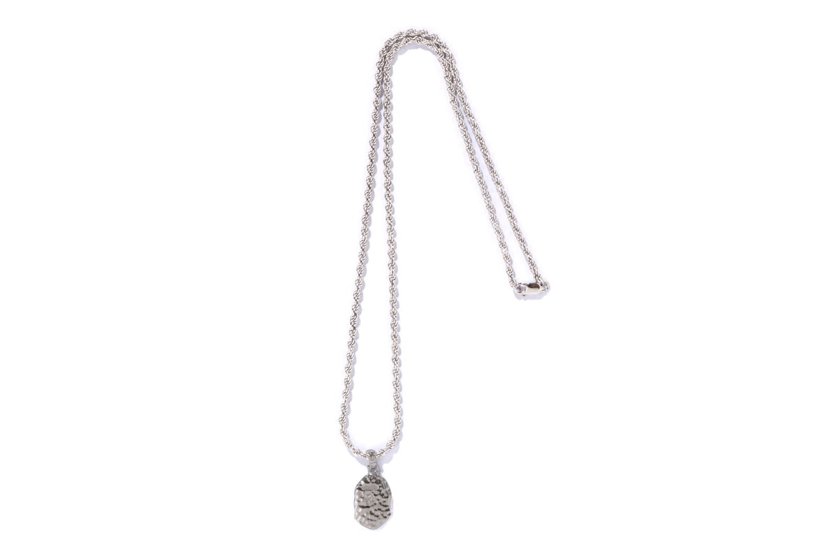 A BATHING APE ☆APE HEAD SILVER EARRINGS 要在庫確認 A BATHING APE ☆APE HEAD SILVER EARRINGS 要在庫確認 (A