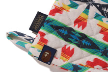 【 BAPE X PENDLETON 】OVEN GLOVE