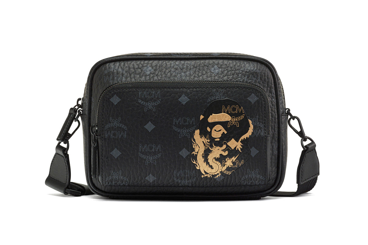 【 BAPE X MCM 】AREN LUNAR NEW YEAR VISETOS POUCH