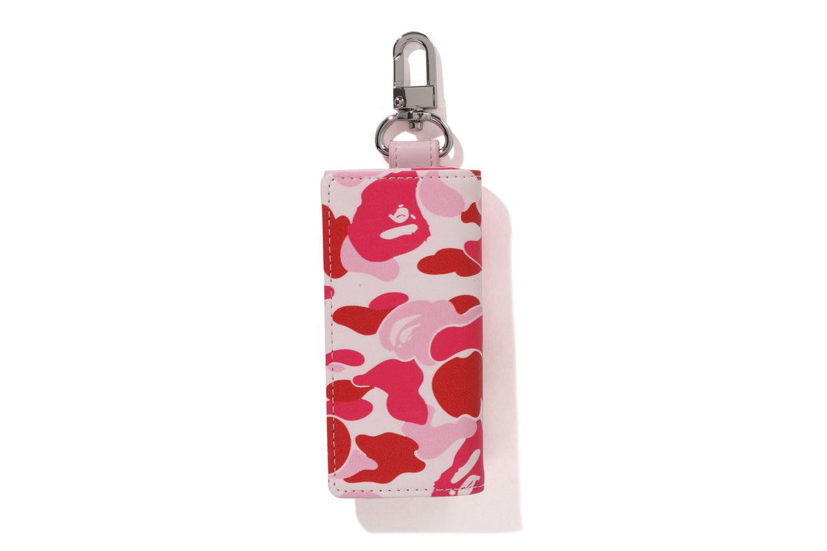 A BATHING APE カモフラージュキーケース ABC CAMO KEY CASE | bape.com
