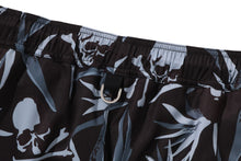 【 BAPE X MMJ 】TROPICAL SKULL CAMO RELAXED FIT SHORTS 16TH