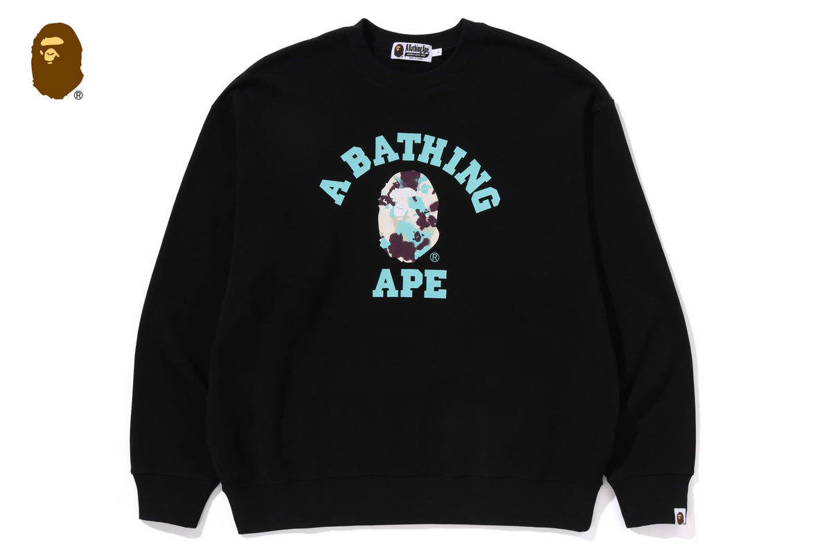 スウェット・トレーナー A BATHING APE MAP CAMO COLLEGE RELAX FIT CREWNECK SWEATSHIRT MAP CAMO COLLEGE RELAX FIT CREWNECK SWEATSHIRT | bape.com