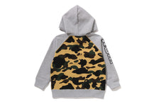 1ST CAMO SHARK PATCH ZIP HOODIE