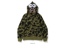 【 BAPE X MINIONS 】1ST CAMO SHARK FULL ZIP HOODIE