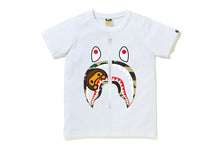 1ST CAMO MILO SHARK TEE