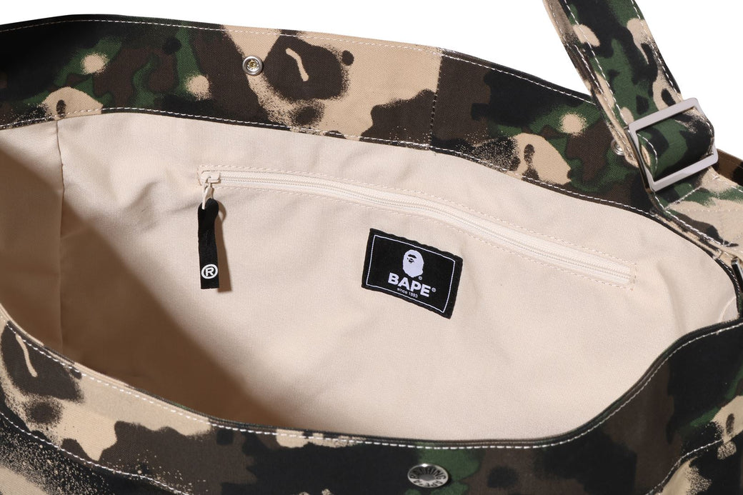 NEW【A BATHING APE】MAP CAMO SHOULDER BAG 要在庫確認 MAP CAMO SHOULDER BAG（ショルダーバッグ）｜A BATHING APE（ア