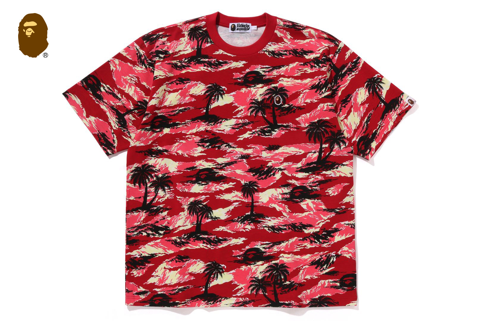 【A BATHING APE】3色展開 PALM TREE CAMO BY BATHING APE TEE A BATHING APE® Palm Tree Camo Busy Works STA Relaxed Fit Tee