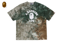 TIE DYE COLLEGE RELAXED FIT TEE