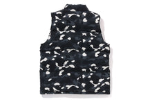 CITY CAMO REVERSIBLE DOWN VEST