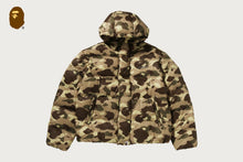 COLOR CAMO DOWN JACKET