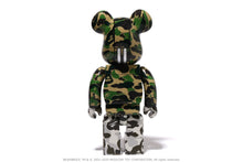 【 BAPE X CANADA GOOSE 】BE@RBRICK 100% & 400%