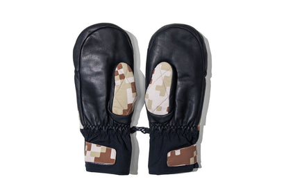 【 BAPE BY KAZUKI KURAISHI 】UAP CAMO GLOVES