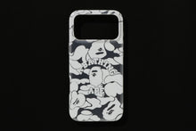 【SPECIAL PREORDER】SOLID CAMO GLOW IN THE DARK COLLEGE IPHONE 18 PRO MAX CASE