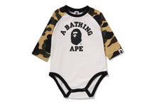 1ST CAMO COLLEGE BABY GIFT SET