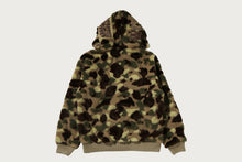 COLOR CAMO SHARK BOA CROPPED FIT ZIP HOODIE