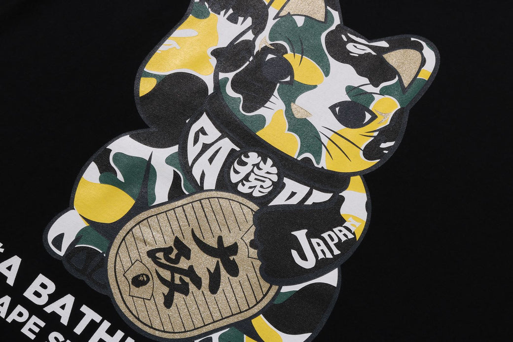 BAPE STORE OSAKA MANEKINEKO LS TEE | bape.com