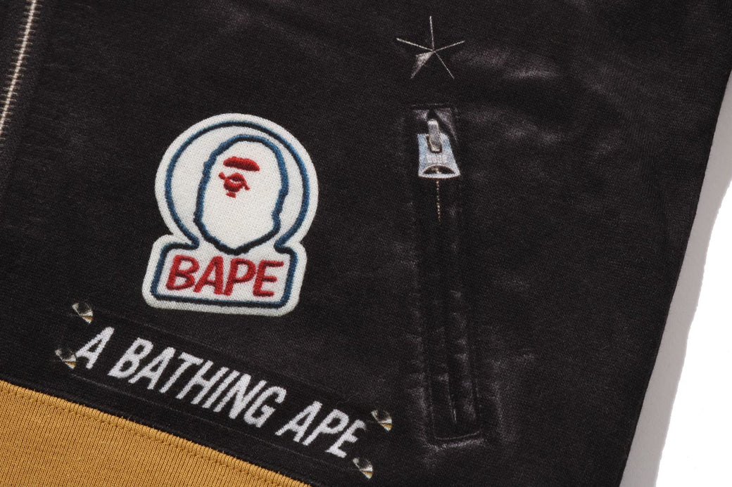 A BATHING APE Shark board Jacket 廃盤 1ST CAMO SHARK SNOWBOARD JACKET 2025年10月25日(土)発売。 NO: 1L80