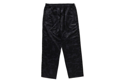 SOLID CAMO BATHING APE LOGO RELAXED FIT SWEAT PANTS