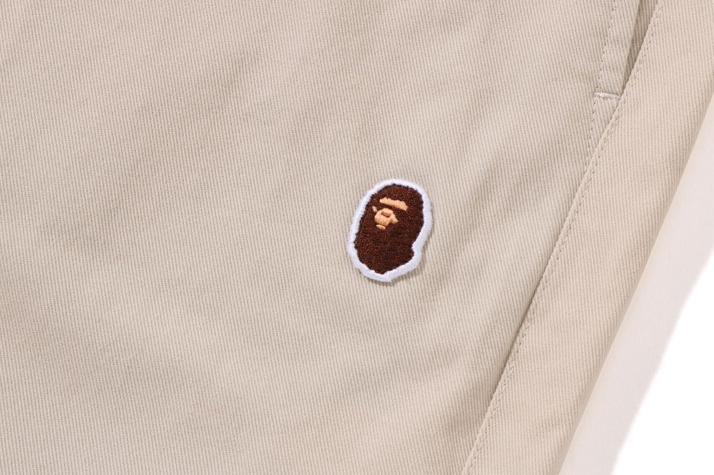 A BATHING APE® メンズ エイプヘッド ワンポイント チノパンツ