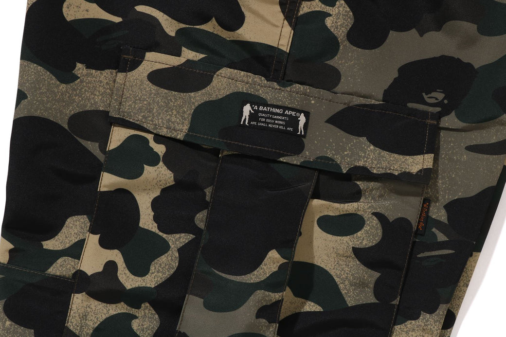 パンツ A BATHING APE 1st Camo 6Pocket Pants M A BATHING APE（アベイシングエイプ）の「1ST CAMO WIDE FIT 6 POCKET