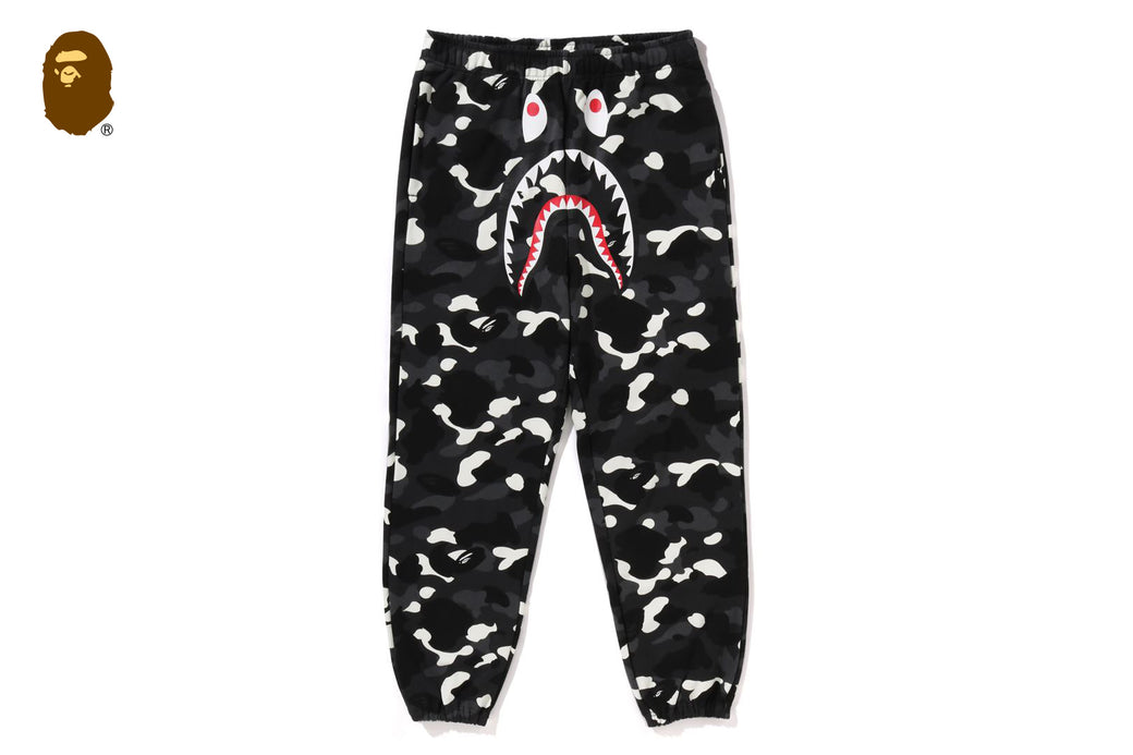 CITY CAMO SHARK RELAXED FIT SWEATPANTS | bape.com