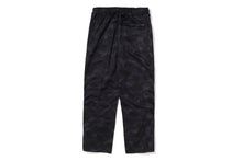 COLOR CAMO METAL LOGO RELAXED FIT TRACK SWEAT PANTS
