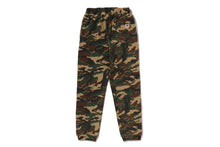 GLITCH WOODLAND CAMO SHARK SWEAT PANTS