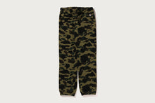 1ST CAMO SHARK SWEAT PANTS