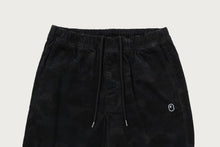 COLOR CAMO ONE POINT CORDUROY RELAXED FIT PANTS