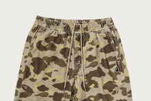 COLOR CAMO ONE POINT CORDUROY RELAXED FIT PANTS