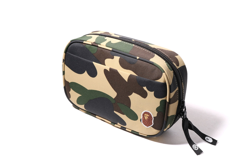 国内配送★A BATHING APE★1ST CAMO ガジェット ポーチ 1ST CAMO GADGET POUCH | bape.com