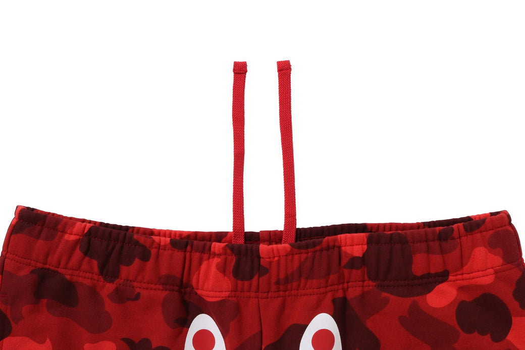 COLOR CAMO SHARK SWEAT SHORTS bape