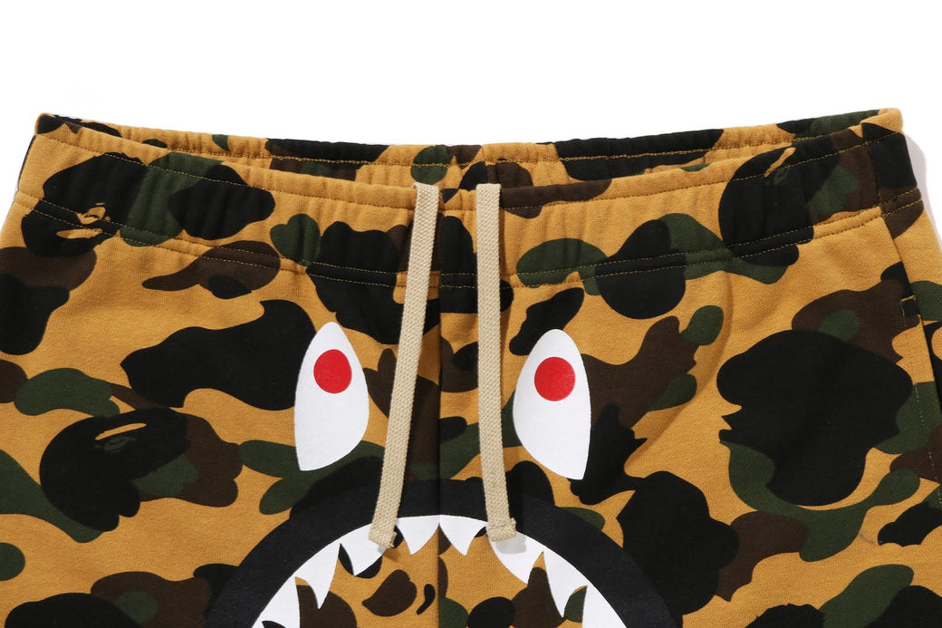 1ST CAMO SHARK REGULAR FIT SWEAT SHORTS | bape.com