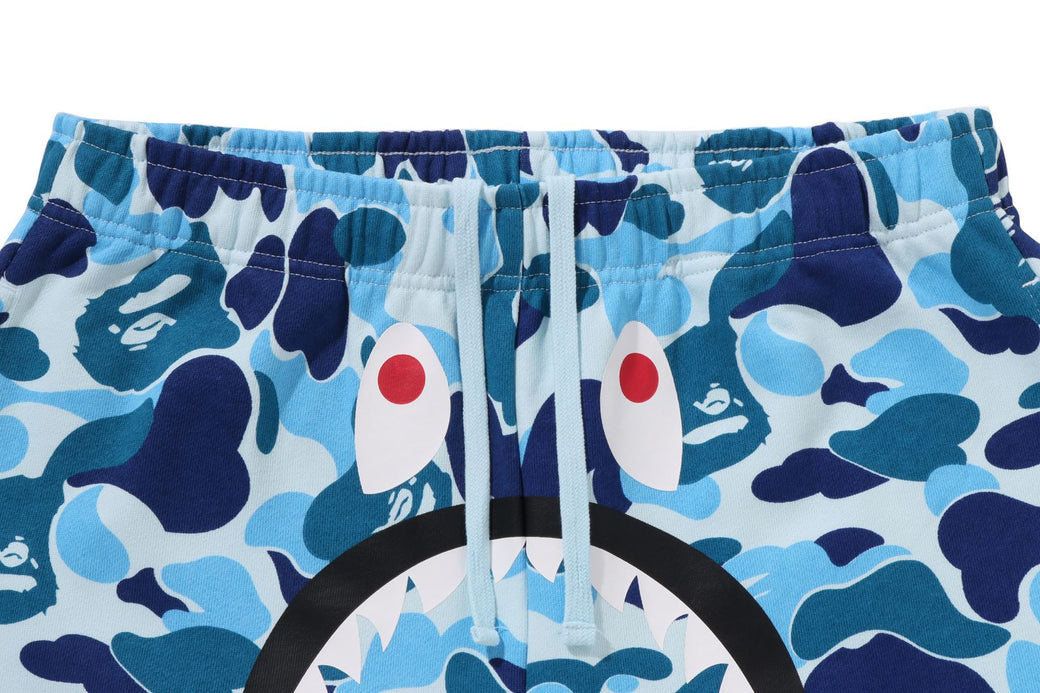 ABC CAMO SHARK SWEAT SHORTS | bape.com