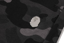 COLOR CAMO METAL APE HEAD RELAXED FIT SWEAT SHORTS