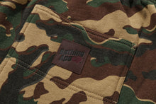 GLITCH WOODLAND CAMO DOUBLE KNEE RELAXED FIT SWEAT SHORTS