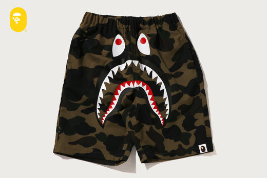 1ST CAMO SHARK BEACH SHORTS