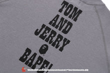 【 BAPE X TOM AND JERRY 85TH 】RELAXED FIT CREWNECK SWEATSHIRT