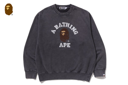 GARMENT DYE COLLEGE RELAXED FIT CREWNECK SWEATSHIRT