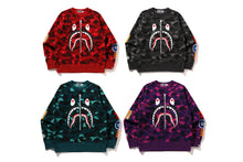 COLOR CAMO SHARK CREWNECK SWEATSHIRT