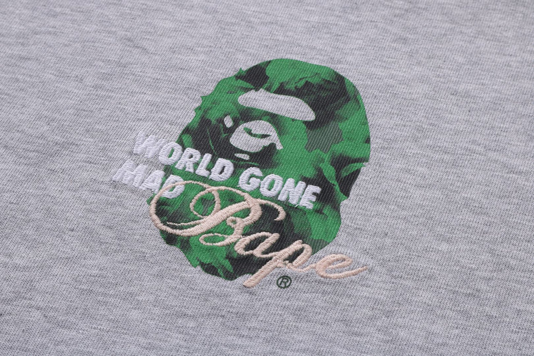 FLORAL SOLID CAMO MEDIUM APE HEAD RELAXED FIT TEE | bape.com