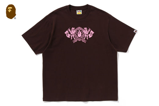 【A BATHING APE】 COLLEGE LOGO RELAXED FIT TEE COLLEGE LOGO RELAXED FIT TEE | bape.com
