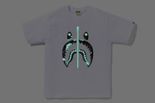 CITY CAMO SHARK TEE