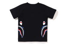 COLOR CAMO SIDE SHARK TEE