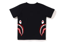 COLOR CAMO SIDE SHARK TEE