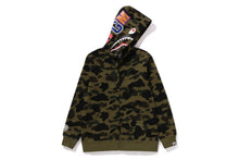 1ST CAMO SHARK ZIP HOODIE