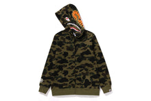 1ST CAMO SHARK ZIP HOODIE