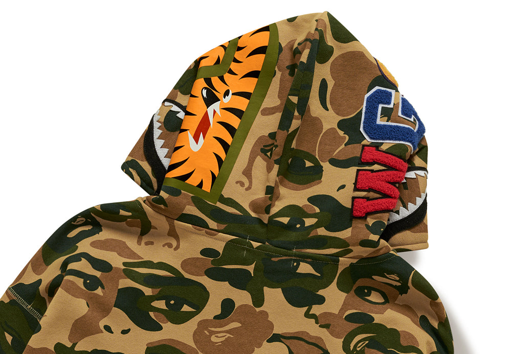 APE BAPE KAWS KIDSUPER SHARK シャークパーカー APE BAPE KAWS KIDSUPER SHARK シャークパーカーL